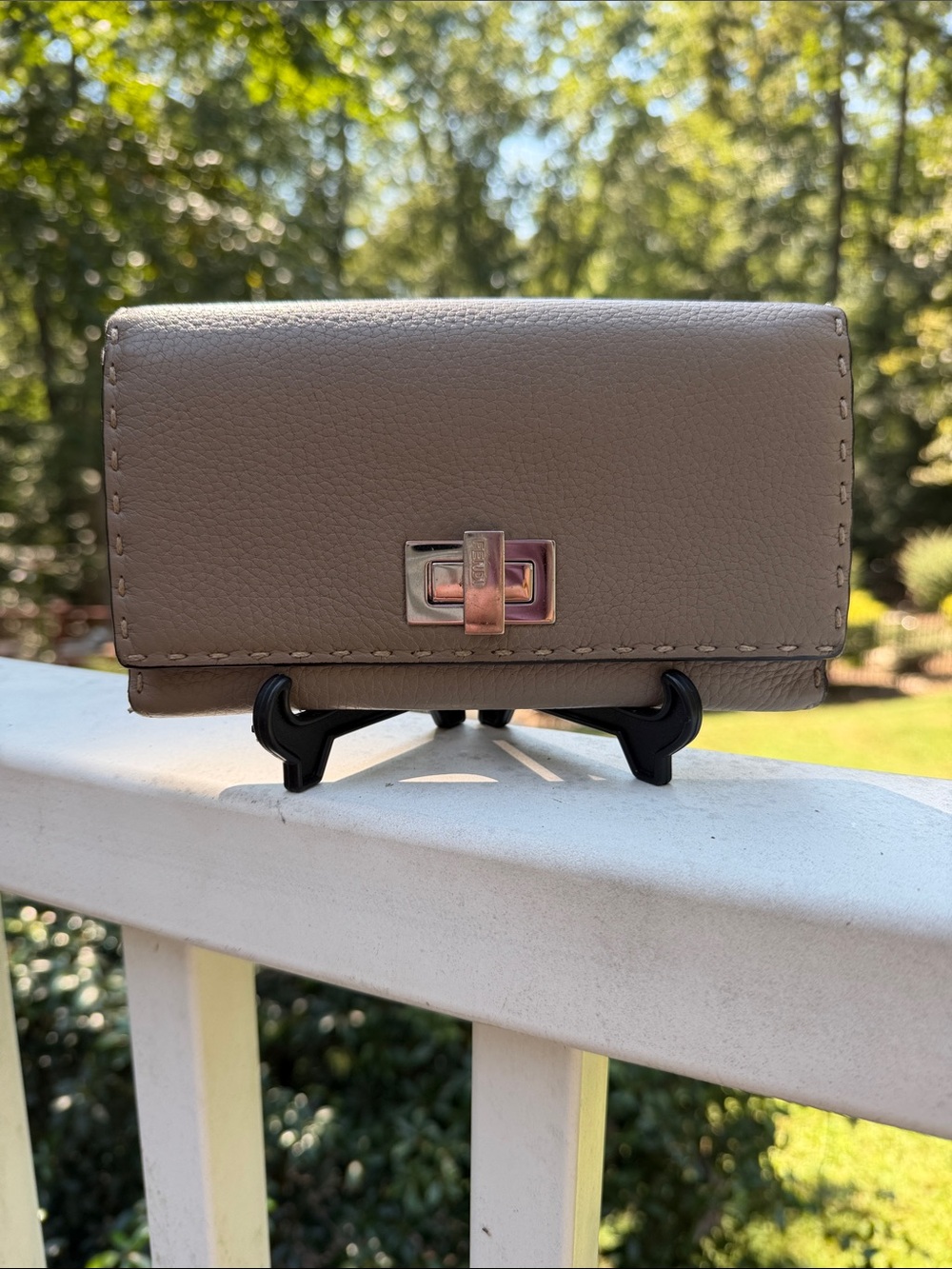 Fendi PEEKABOO CUOIO ROMA CORDA Taupe Leather Snap Wallet  COA
